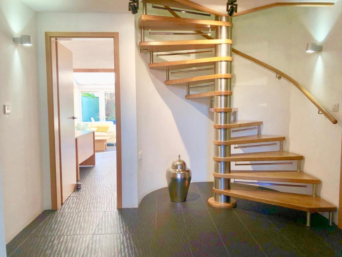 Laurels Bed & Breakfast Felsted Екстериор снимка